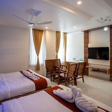 Sree Bharat Residency Hotel Alāndurai Kültér fotó