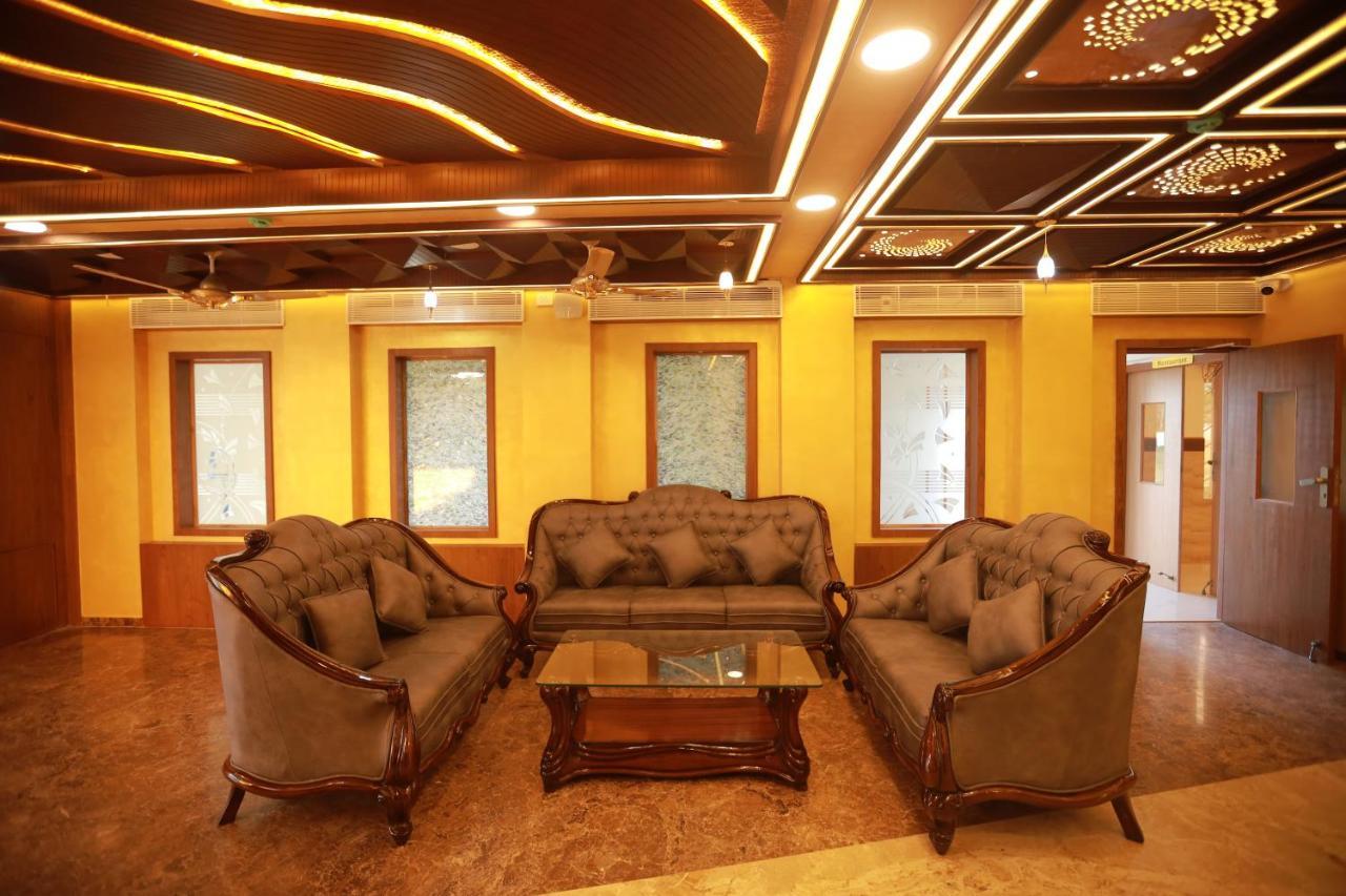 Sree Bharat Residency Hotel Alāndurai Kültér fotó