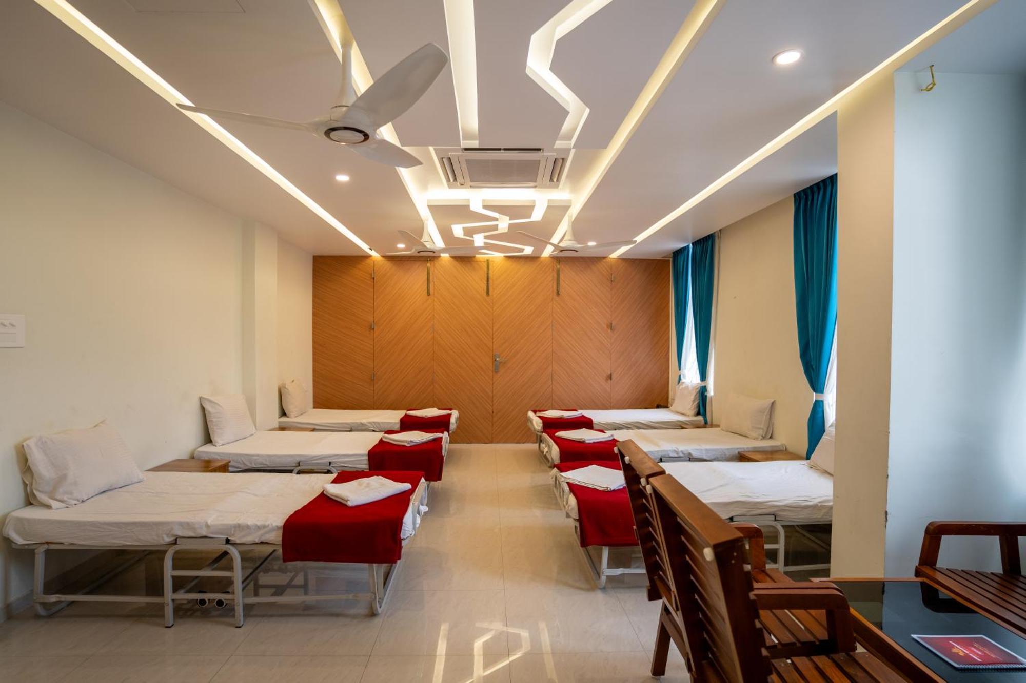 Sree Bharat Residency Hotel Alāndurai Kültér fotó
