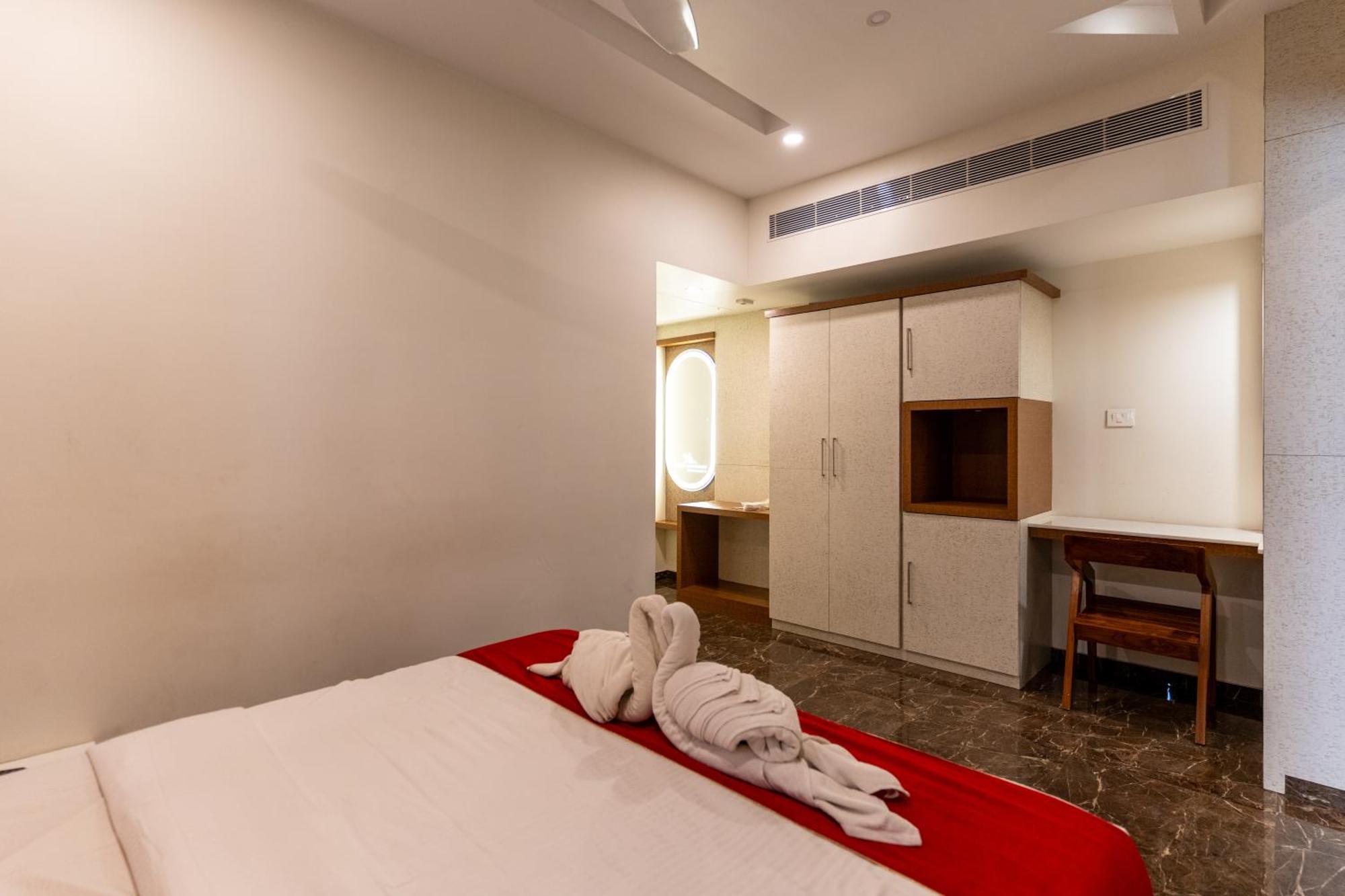 Sree Bharat Residency Hotel Alāndurai Kültér fotó